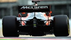 El McLaren Honda durante los test de Barcelona.