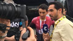 Egan Bernal y Alberto Contador