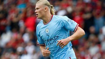 Leicester, United Kingdom - JULY 30 : Manchester City's Erling Haaland during The FA Community Shield match between Manchester City against Liverpool at King Power Stadium, on 30th July , 2022 at Leicester, United Kingdom.   (Photo by Kieran Galvin/DeFodi Images via Getty Images)
