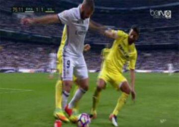Karim Benzema had a clear penalty shout turned down against Villarreal.