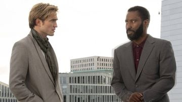Esta imagen publicada por Warner Bros. Entertainment muestra a Robert Pattinson, a la izquierda, y John David Washington en una escena de &quot;Tenet&quot;.