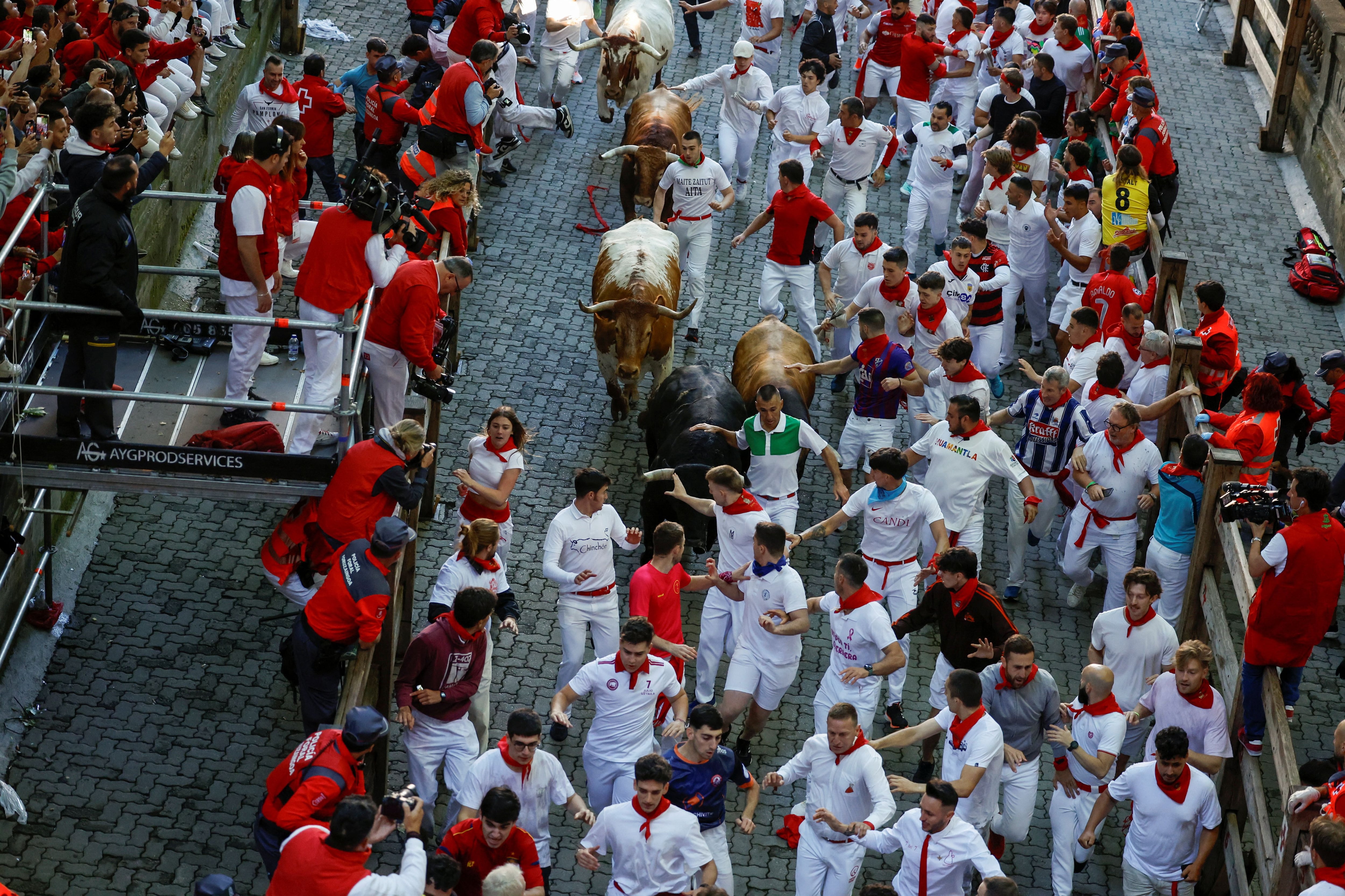 San Fermín 2024, resumen y vídeo del primer encierro de los Sanfermines de Pamplona hoy | Última hora