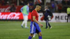 SANTIAGO, CHILE - MARCH 29: Alexis Sanchez of Chile leaves the pitch after loses the FIFA World Cup Qatar 2022 qualification match between Chile and Uruguay at Estadio San Carlos de Apoquindo on March 29, 2022 in Santiago, Chile. (Photo by Alberto Valdez 