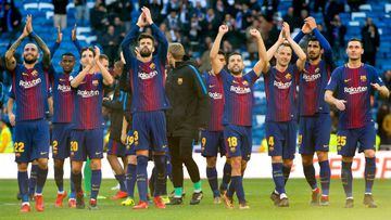Los jugadores del Barcelona celebran sobre el c&eacute;sped del Santiago Bernab&eacute;u su victoria sobre el Real Madrid en el &uacute;ltimo Cl&aacute;sico.