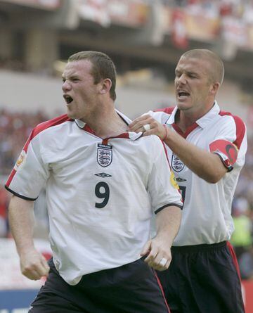 En la Eurocopa de 2004 el futbolista inglés se convirtió, por unos días, en el jugador más joven en marcar un gol durante la máxima competición europea de naciones. Fue ante Suiza durante la fase de grupos.