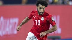 CAIRO, EGYPT - JULY 06: Mohamed Salah of Egypt and Sifiso Hlanti of South Africa during the 2019 Africa Cup of Nations Round of 16 match between Egypt and South Africa at Cairo International Stadium on July 6, 2019 in Cairo, Egypt. (Photo by Visionhaus)