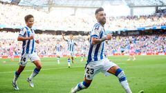 Brais Mendez of Real Sociedad celebrates after scoring the 1-0 during the La Liga match between Real Sociedad and RCD Espanyol played at Reale Arena Stadium on September 18, 2022 in San Sebastian, Spain. (Photo by Cesar Ortiz / Pressinphoto / Icon Sport)
