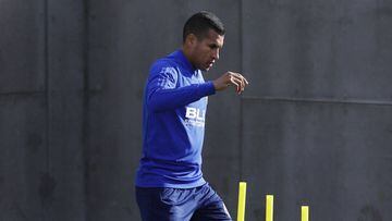 El central colombiano Jeison Murillo durante un entrenamiento con el Valencia
