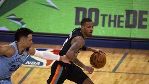 Dejounte Murray en San Antonio== FOR NEWSPAPERS, INTERNET, TELCOS & TELEVISION USE ONLY ==