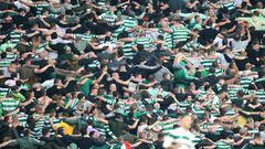 La afición del Celtic en su estadio.