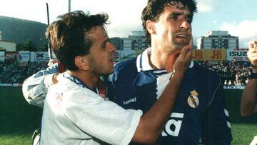 Míchel (right) was in the Real Madrid team that lost out on two LaLiga titles atfer final-day defeats to Jorge Valdano's Tenerife in the early 1990s.
