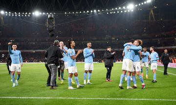 Manchester City beat Arsenal to close the 8 point gap to zero; the draw at Forest means the difference is now at 2 points.
