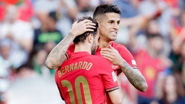 , PORTUGAL - JUNE 9: Joao Cancelo of Portugal celebrates 1-0 with Bernardo Silva of Portugal  during the  UEFA Nations league match between Portugal  v Czech Republic at the Estadio Jose Alvalade on June 9, 2022 (Photo by David S. Bustamante/Soccrates/Getty Images)
