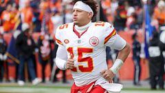 Patrick Mahomes #15 of the Kansas City Chiefs warms up prior to a game