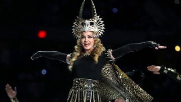 Madonna durante una actuación musical.