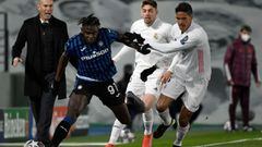 Duv&aacute;n Zapata en Champions League contra el Real Madrid