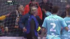 Osasuna captain tackles racist fan and gets yellow card