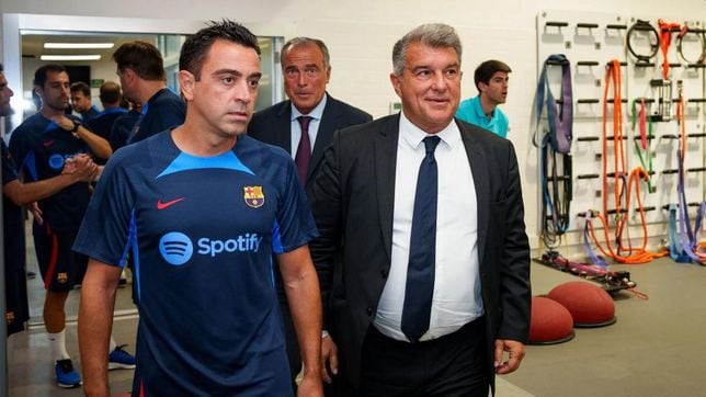 El Barça mantiene a cuatro laterales en la ‘pole position’