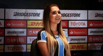 Carolina Potaluppi, la hija del entrenador del Gremio Renato Gaúcho.