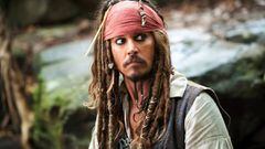 Johnny Depp regresa a la saga Piratas del Caribe con el nuevo tr&aacute;iler de La venganza de Salazar.