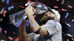 Se une a Deion Branch como el segundo receptor de los Patriots que es nombrado Jugador M&aacute;s Valioso de un Super Bowl.