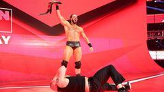 Drew McIntyre tras golpear a Brock Lesnar en Raw.