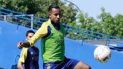 Sebasti&aacute;n Villa en un entrenamiento de Boca Juniors