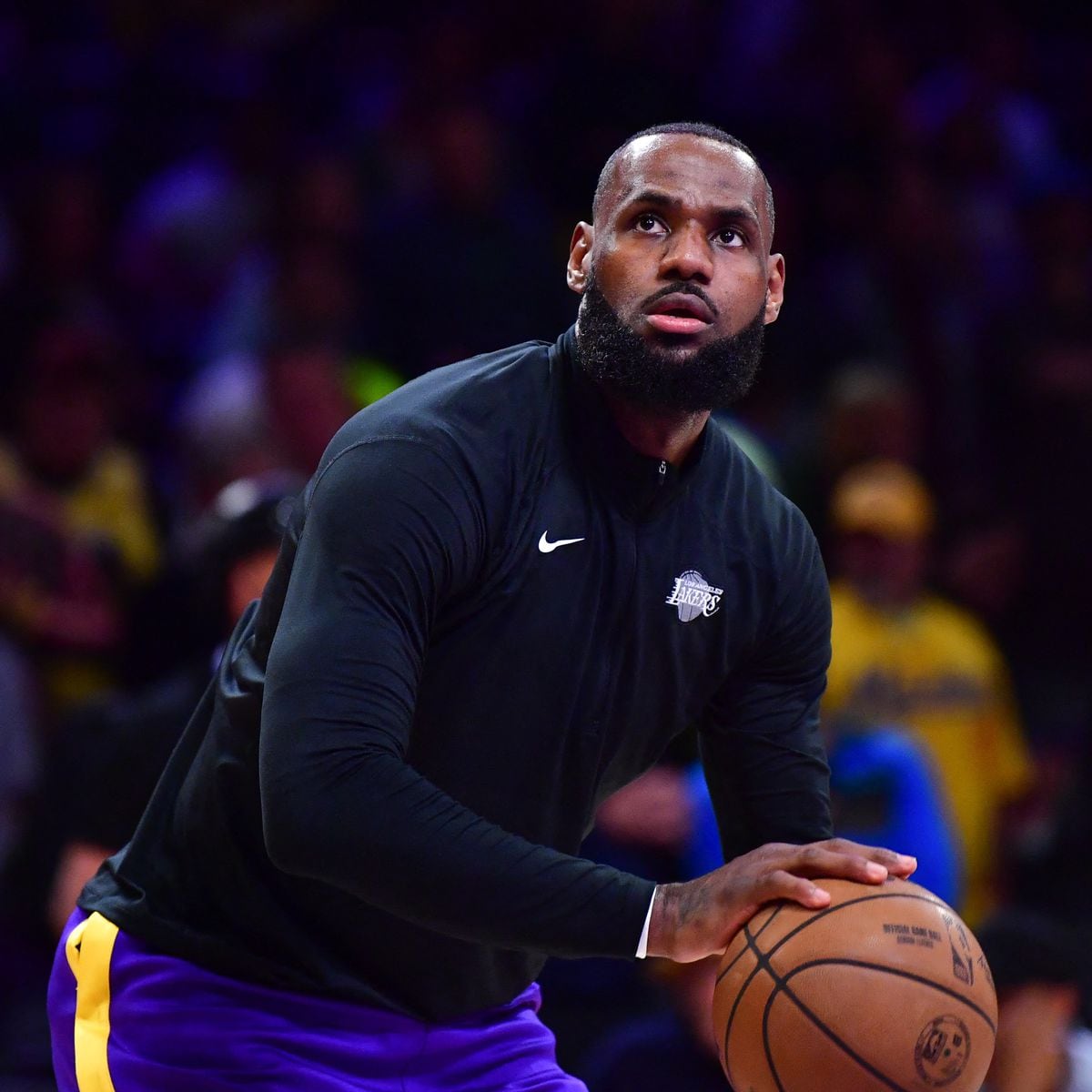 LeBron James, Los Angeles Lakers agree to 2-year, $97.1 million extension  that includes 3rd-year player option - ESPN
