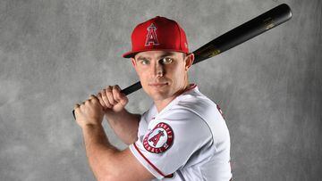 Angels sign Stassi to three-year, $17.5 million extension