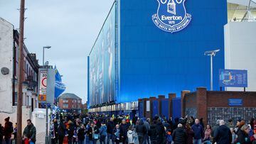 FILE PHOTO: Soccer Football - Women's Super League - Everton v Liverpool - Goodison Park, Liverpool, Britain - March 24, 2023 General view of fans outside the stadium before the match Action Images via Reuters/Craig Brough/File Photo