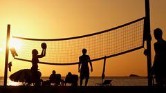 Los deportes que más se practican en el verano y cómo realizarlos de forma segura