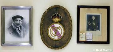 Portraits of Mariano Herrero (left) and Santiago Bernabéu, dedicated and signed by Real Madrid's president to Casa Mariano in 1959.