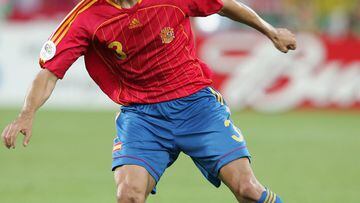 El hispano-argentino jugó un total de 11 partidos con España en los cuales anotó 1 gol.