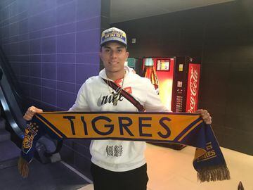Tras no encontrar regularidad en el fútbol europeo, el central decidió regresar a la Liga MX al equipo que lo vio nacer: Tigres.