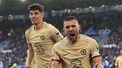 LEICESTER, ENGLAND - MARCH 11:  Mateo Kovacic of Chelsea celebrates scoring the 3rd goal with Kai Havertz during the Premier League match between Leicester City and Chelsea FC at The King Power Stadium on March 11, 2023 in Leicester, United Kingdom. (Photo by Marc Atkins/Getty Images)