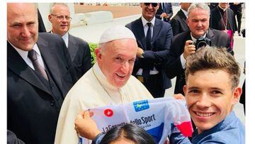 'Superman' López visitó al Papa Francisco tras el Giro de Italia