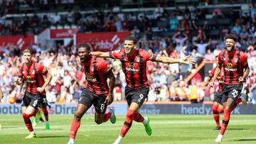 BOURNEMOUTH, ENGLAND - AUGUST 06: Jefferson Lerma of Bournemouth is congratulated by team-mate Dominic Solanke after he scores a goal to make it 1-0  during the Premier League match between AFC Bournemouth and Aston Villa at Vitality Stadium on August 06, 2022 in Bournemouth, England. (Photo by Robin Jones - AFC Bournemouth/AFC Bournemouth via Getty Images)
