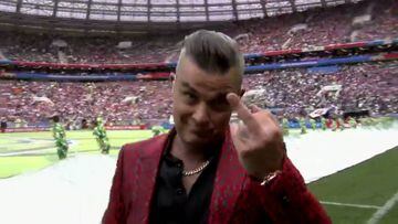El pol&eacute;mico gesto de Robbie Williams para abrir el Mundial de Rusia