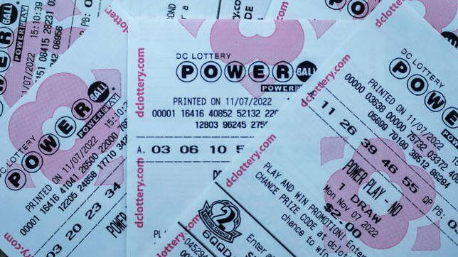 What are the most common numbers to win prizes in Powerball and Mega
