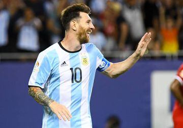 Messi celebrates at Soldier Field.