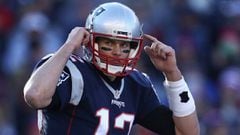 FOXBORO, MA - DECEMBER 04: Tom Brady #12 of the New England Patriots calls a play during the second half against the Los Angeles Rams at Gillette Stadium on December 4, 2016 in Foxboro, Massachusetts.   Maddie Meyer/Getty Images/AFP == FOR NEWSPAPERS, INTERNET, TELCOS &amp; TELEVISION USE ONLY ==