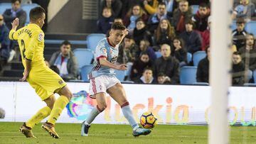 Emre Mor dispara a porter&iacute;a durante el partido entre el Celta y el Villarreal.