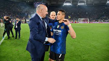 ROME, ITALY - MAY 11: CEO Giuseppe Marotta and Alexis Sanchez of FC Internazionale celebrates after winning the Coppa Italia Final match between Juventus and FC Internazionale at Stadio Olimpico on May 11, 2022 in Rome, Italy. (Photo by FC Internazionale/Inter via Getty Images)