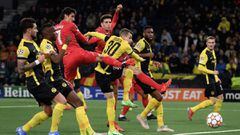 Villarreal&#039;s Spanish forward Gerard Moreno (3rd L) scores his team&#039;s second goal during the UEFA Champions League group F football match between Young Boys and Villarreal at Wankdorf stadium in Bern on October 20, 2021. (Photo by Fabrice COFFRIN