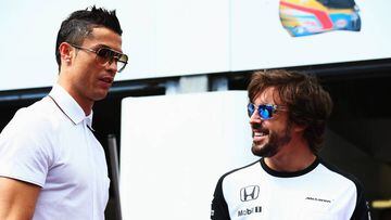 Cristiano Ronaldo y Fernando Alonso durante el GP M&oacute;naco 2015.