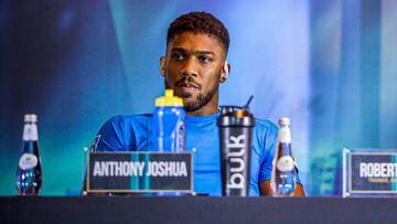JEDDAH, SAUDI ARABIA - AUGUST 17: British boxer Anthony Joshua and Ukrainian boxer Oleksandr Usyk (not seen) hold a press conference ahead of their boxing match to be held on August 20, in Jeddah, Saudi Arabia on August 17, 2022. (Photo by Ayman Yaqoob/Anadolu Agency via Getty Images)