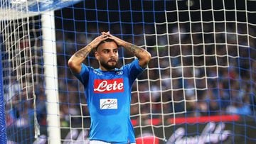 Naples (Italy), 21/10/2017.- Napoli&#039;s Lorenzo Insigne reacts during the Italian Serie A soccer match between SSC Napoli and Inter Milan at San Paolo stadium in Naples, Italy, 21 October 2017. (N&aacute;poles, Italia) EFE/EPA/CESARE ABBATE