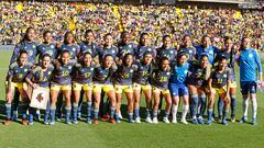 Las jugadoras de Colombia antes del partido amistoso internacional entre las selecciones femeninas de mayores de Colombia y Nueva Zelanda.