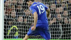 Chelsea&#039;s Diego Costa (19) scores the 1-1 goal against Manchester United during an English Premier League soccer match at Stamford Bridge in London, Britain, 07 February 2016.