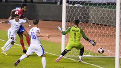 Costa Rica vino de atr&aacute;s para conseguir su primera victoria en las eliminatorias despu&eacute;s de imponerse 2-1 a El Salvador en el Estadio Nacional de Costa Rica.